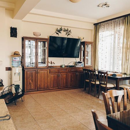 Vila Gardenia Gumoshtnik Dış mekan fotoğraf