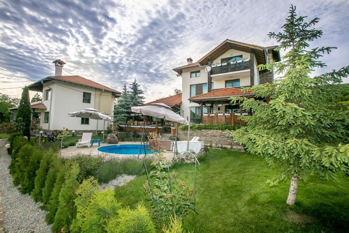 Vila Gardenia Gumoshtnik Dış mekan fotoğraf